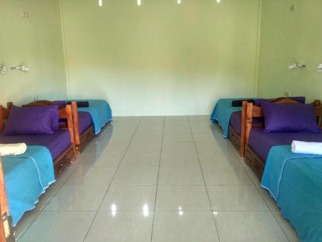 Hut Hostel Images_3