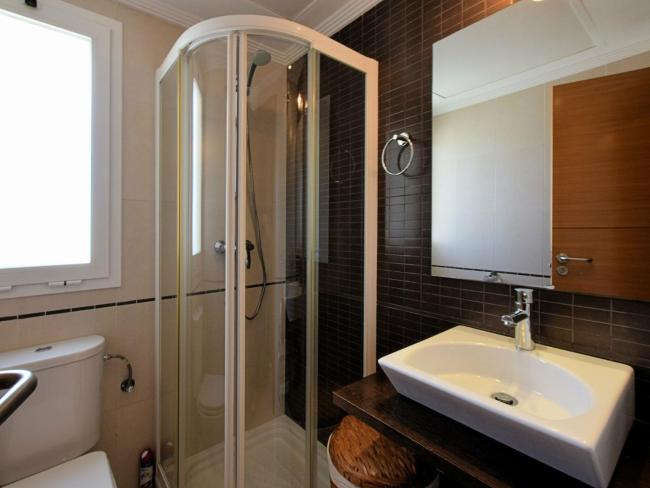 Comfortable apartment with sea views near Estepona within walking distance from the sea Images_3