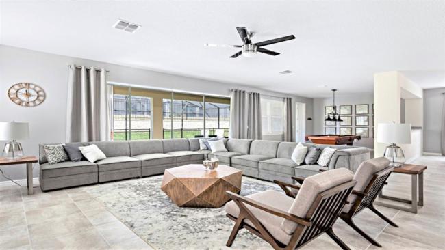 Brand New Luxury Pool Villa -1750SP Images_2