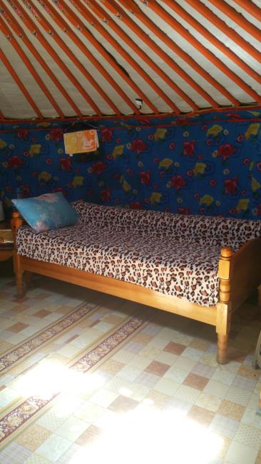 mongolian nomadic family Images_4