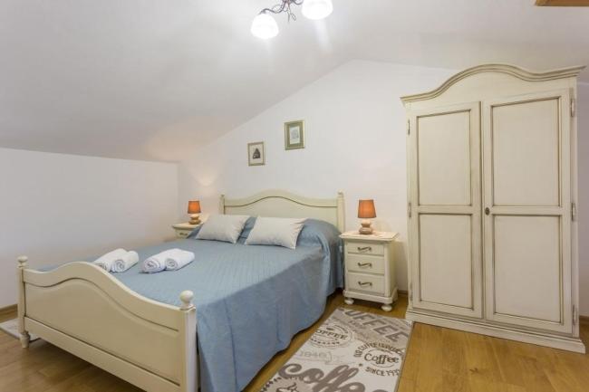 Holiday house Matija with a POOL Images_5