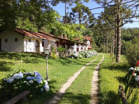 Hospedagem Fazenda Floresta Negra Images_1