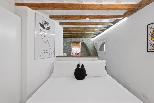 Enchanting studio flat - 7min walk from Pantheon Images_3