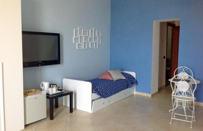 Re Ferdinando Images_4