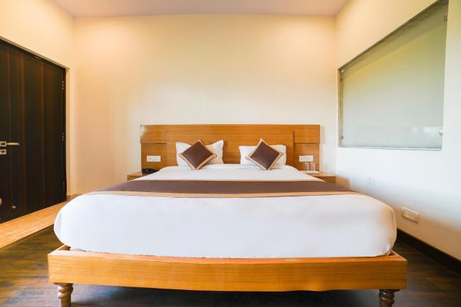 Palette - Boro's Resort Images_2