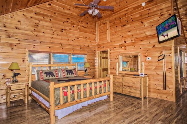 Unbearable Views Images_3