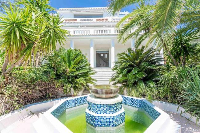 The Gatsby Mansion Images_4