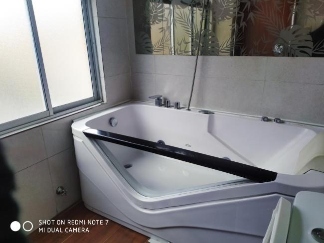 Sunny and private 2 Images_3