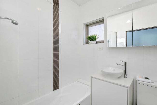 BLUES - McMahons Point - Blues Point Road Images_1