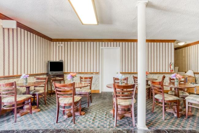 Hotel Walterboro Southwest Images_2