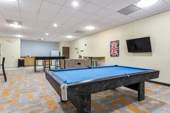 Spacious Suite Just Steps Away from SLU Images_2