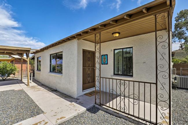 Airy Tucson Home - 1.5 Mi to Dwntn, 3 Mi to U of A Images_1