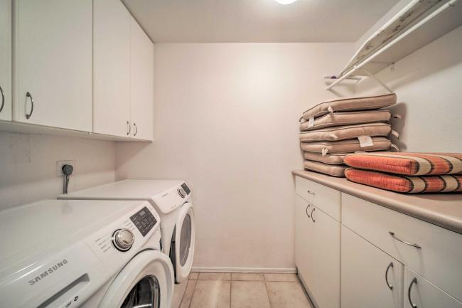 Phoenix Townhome with Pool Access, 13 Mi to Old Town Images_3