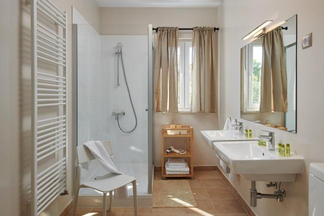 Rudina Villa Sleeps 8 with Pool Air Con and WiFi Images_2