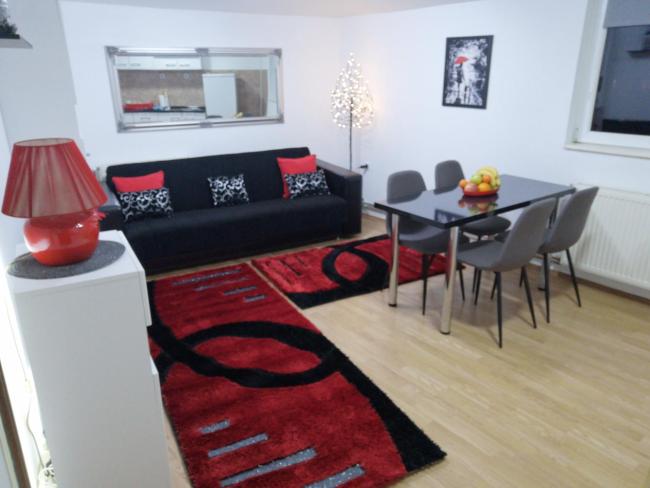 Black and White Apartman Images_4