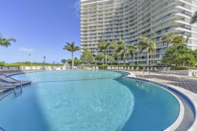 Marco Island Condo with Resort-Style Amenities! Images_1