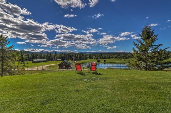 Trego Cabin with Mtn Views, Easy Access to Lake Images_1