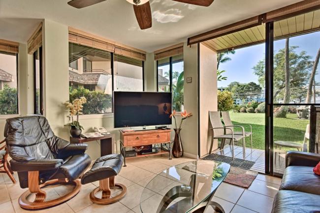 Ocean View Kihei Townhome Steps to Beach and Shops! Images_2