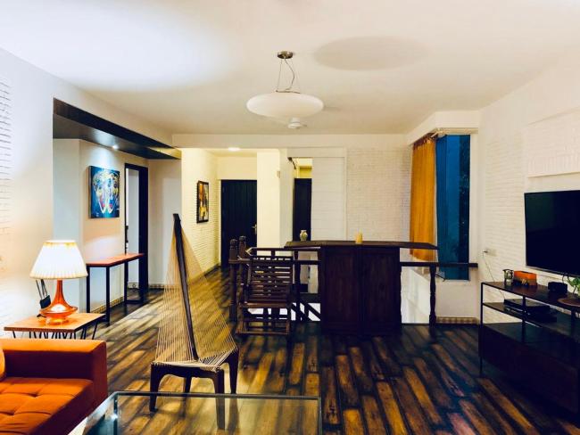 Old Monk Casa Images_3