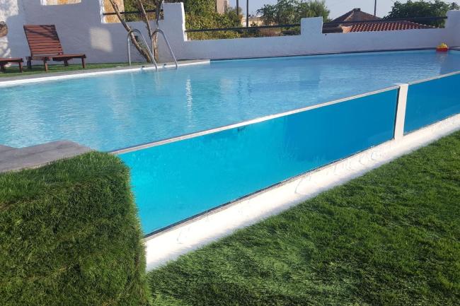 ALIKI's SUITE BY AN INFINITY POOL Images_2