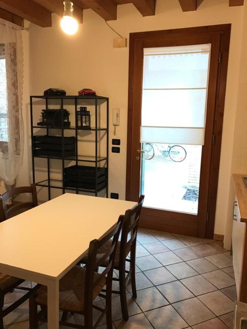 APPARTAMENTO IN PIAZZETTA Images_1