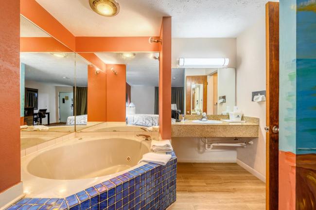 America's Best Value Inn Heflin Images_1