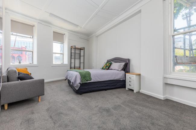 Central spacious Apt Room, walk to everything Images_5