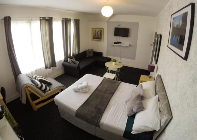 Double room 2 in the heart of Oxford Images_3