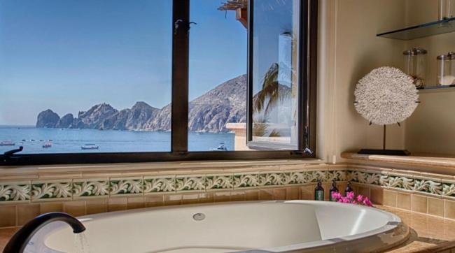 Picture Relaxing Beside Your Private Pool in Cabo San Lucas Reading Your Favourite Book, Cabo San Lucas Villa 1028 Images_1
