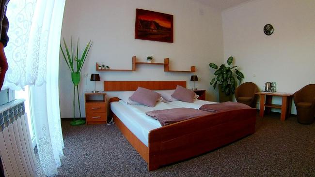 Hotel Pod Trzema Różami Images_1
