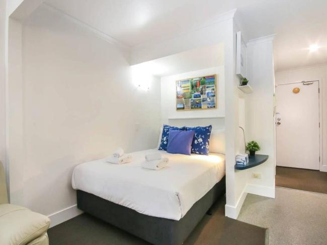 Beautiful Studio in Great Leafy Location Images_5