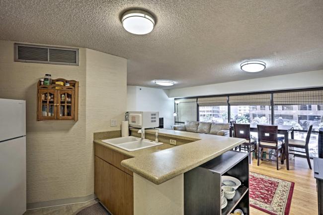 Cozy Downtown Honolulu Apt w/ Pool Access by HPU! Images_5