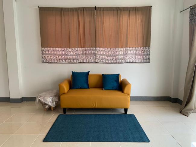 Ladies Hostel Chiang Mai at Fusion Shabu Images_4