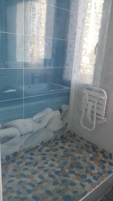 l'ESCALE à 50 m de la gare Images_1