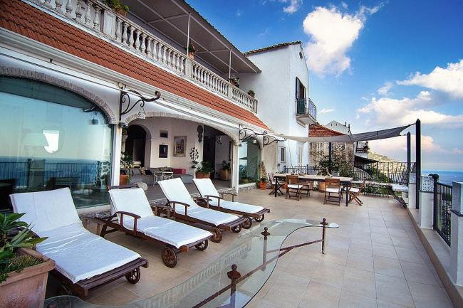 Positano Apartment Sleeps 6 Air Con WiFi Images_4