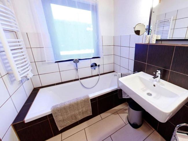 Alluring Holiday Home in Steffeln with Sauna Images_3