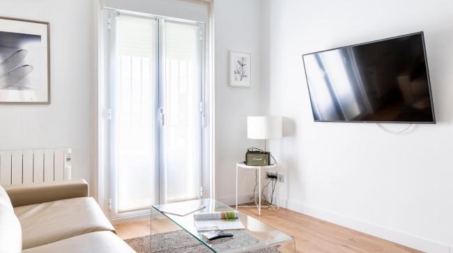 Plum Guide - Coconut Water Images_3