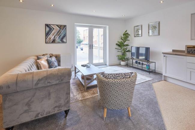 Host & Stay - Welton View Images_3