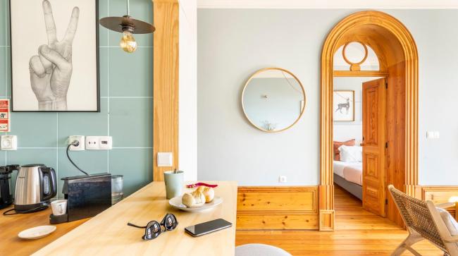 Plum Guide - On The Lookout Images_3