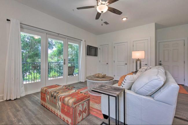 Bright Condo with Pool, 3 Blocks to Santa Rosa Beach Images