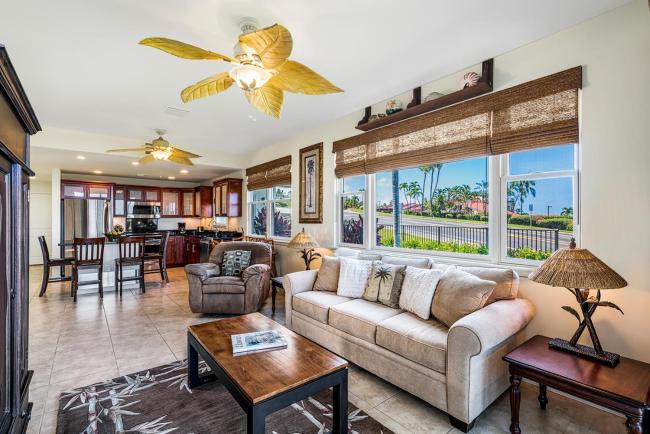 Walk to Snorkeling AC & WIFI Included Ocean Views Na Hale A2 Images_2