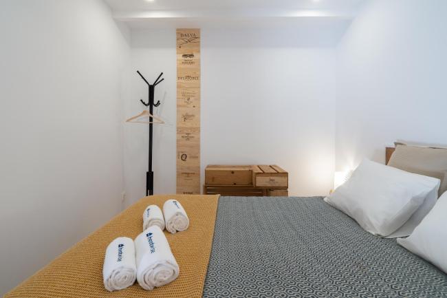 Sunny Bright Duplexes & Pool by Host Wise Images_1