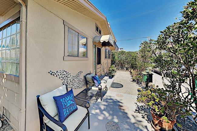 Venice Cottage with Carport, 1 Block to Beach! Duplex Images_1