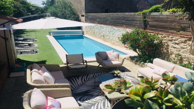 Charming, quiet townhouse in the heart of Albi, with heated pool Images_3