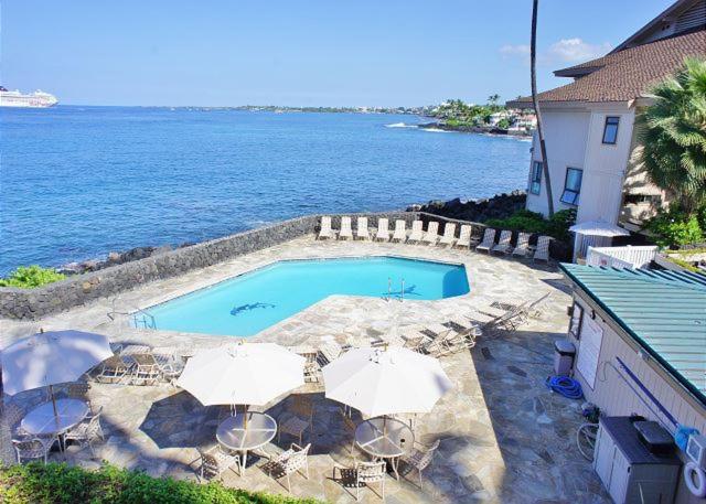 Ocean View Close to Pool & BBQ Area WIFI Sea Village 2102 Images_5