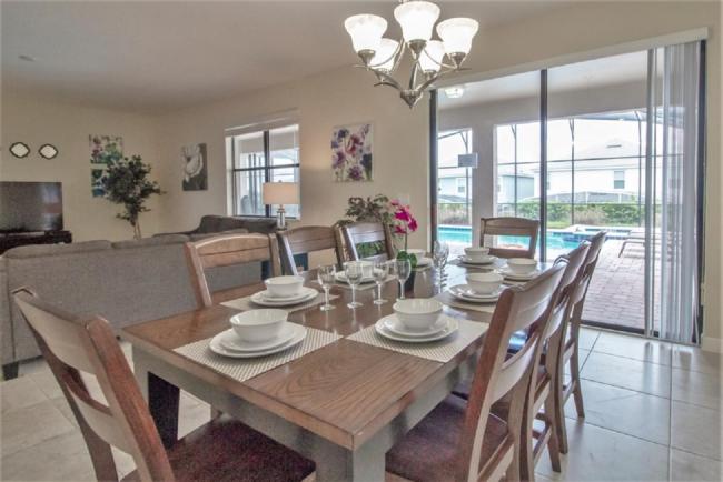 Beautiful home with private pool, spa and grill! 9031 Images_5