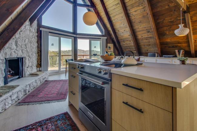 NEW! Roots Mountain House Modern A-Frame Images_5