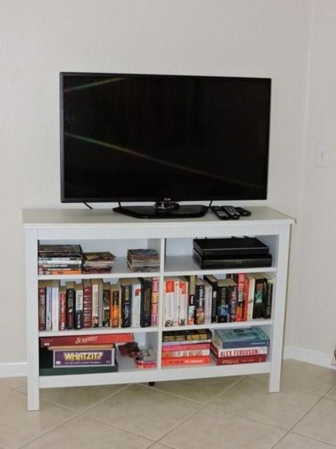 Ref 01 Stunning 4 Bed Villa with own Pool Spa Lake view Images_3