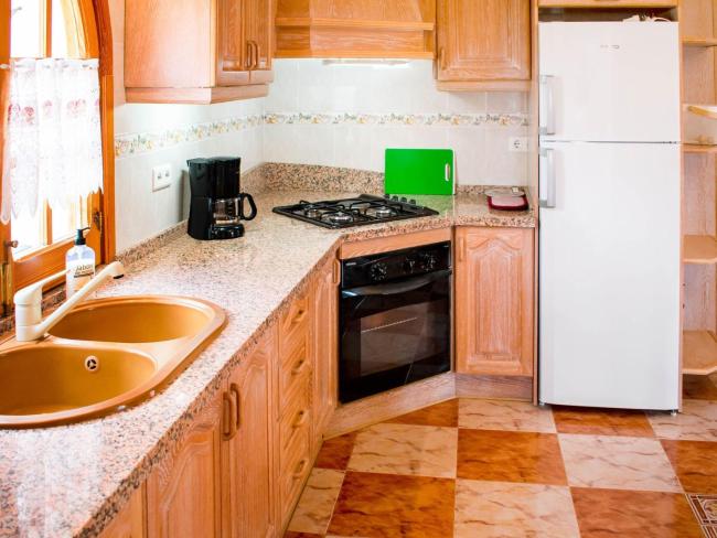 Hill-view Apartment in Alcaucin with Swimming Pool Images_3