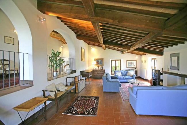 Monticchiello Gite Sleeps 12 with Pool and Air Con Images_3